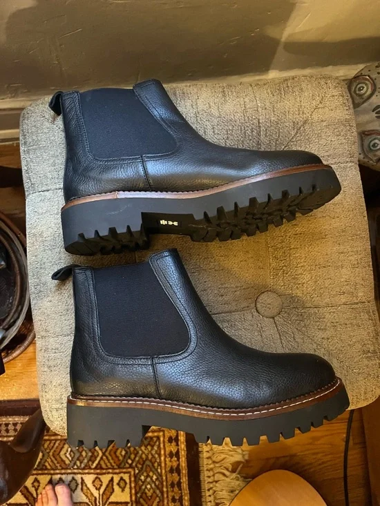 Black Leather Calson Ankle Chelsea Boots, worn once - Picture 4 of 7